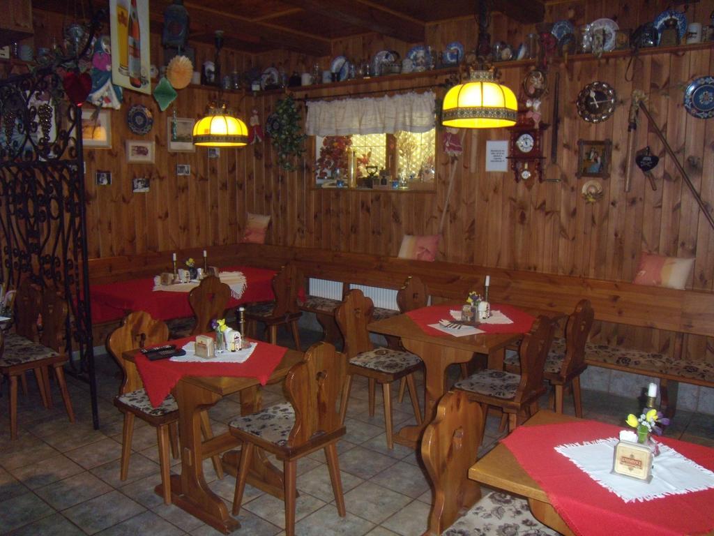 Nemcice  乌巴努高级旅馆酒店 外观 照片