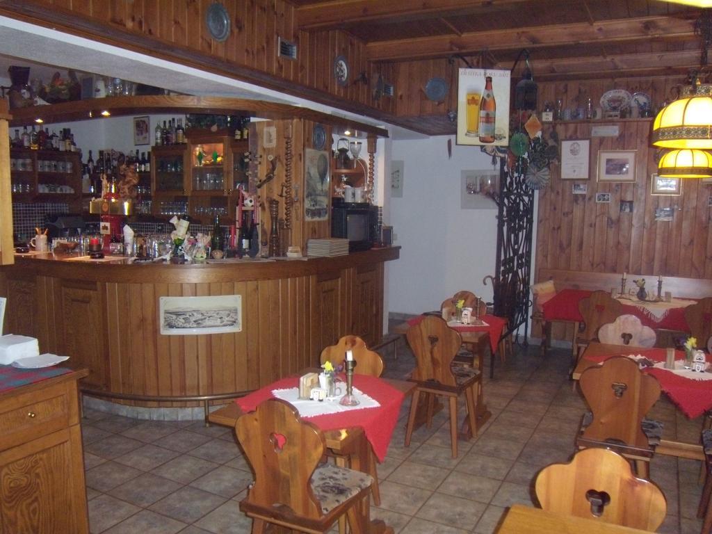 Nemcice  乌巴努高级旅馆酒店 外观 照片